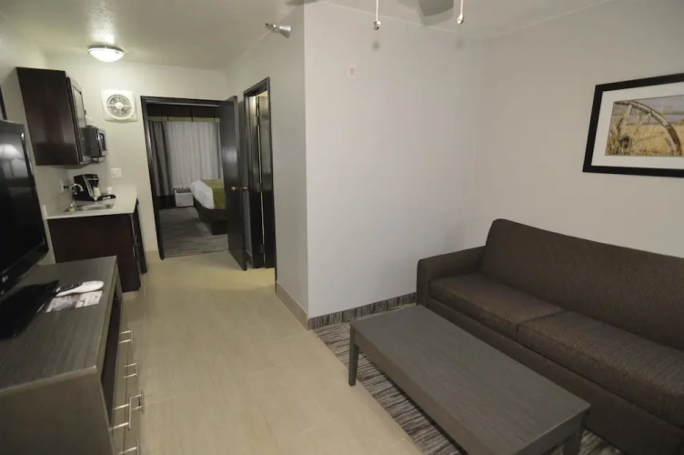 1 Bedroom Double Suite