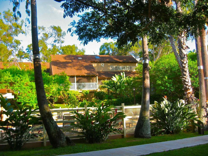 Molokai Vacation Properties – Paniolo Hale