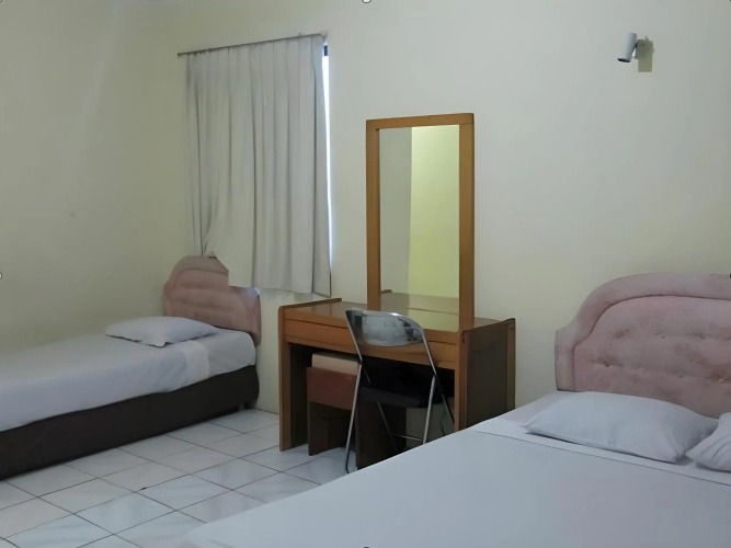 Hotel Lautze Indah
