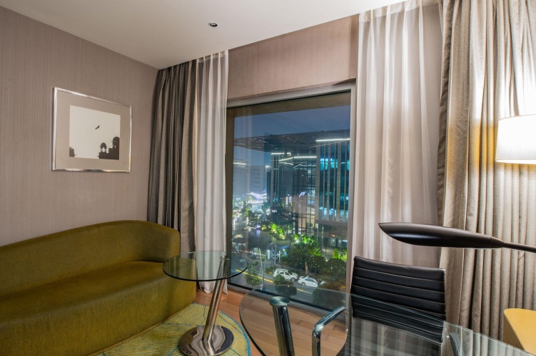Standard Twin room with pool view
