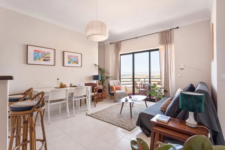 Altido Superb Flat W/Ocean View
