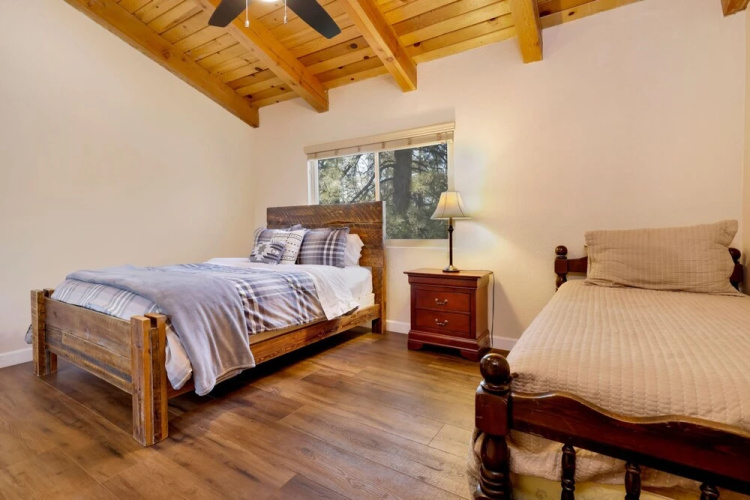 Summit Backyard C by Big Bear Vacations