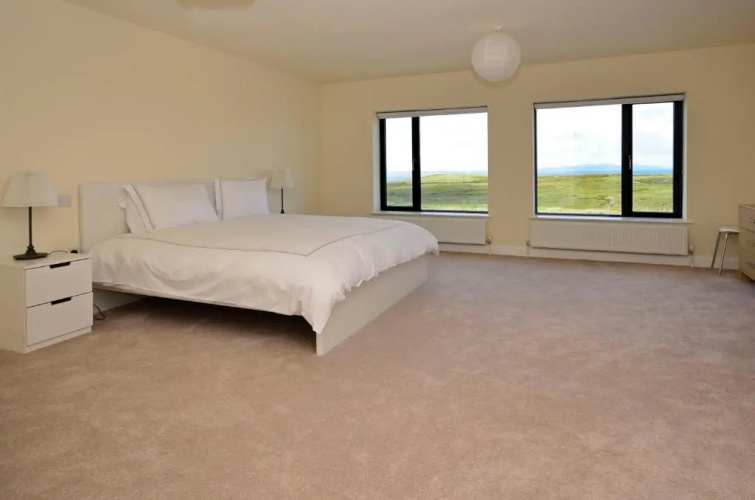 Property 260 Moyard