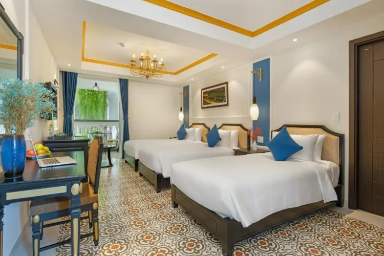 Deluxe Triple room