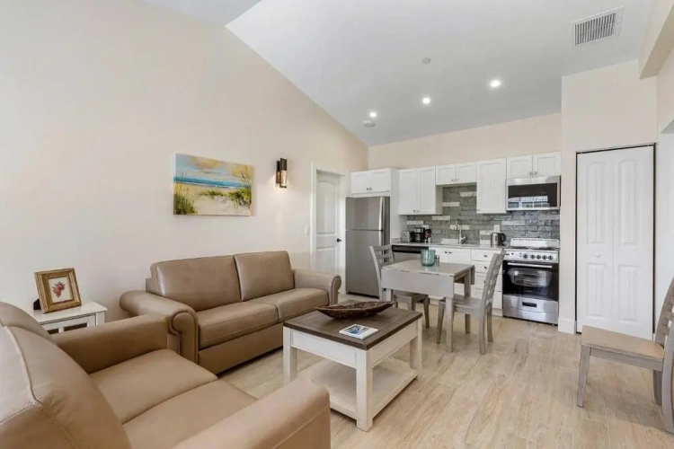 2 Bedrooms Bungalow