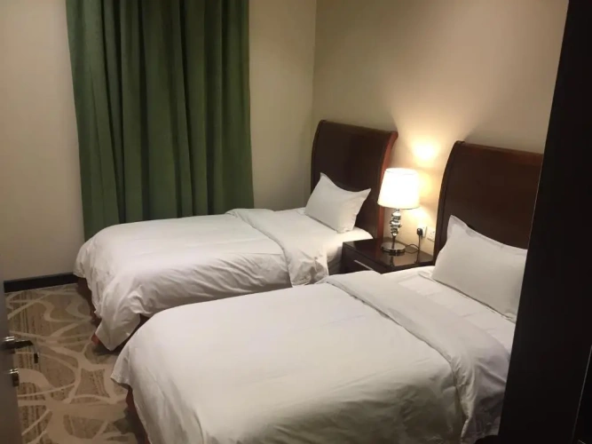 2 Bedrooms Apartment