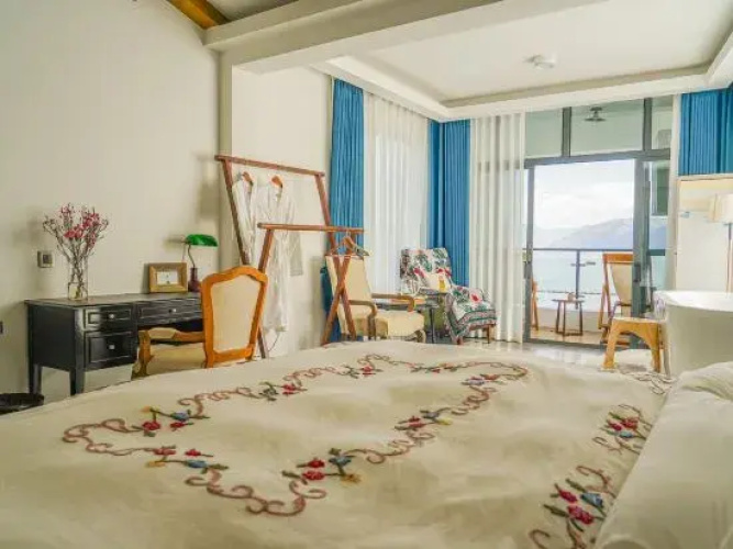 Dali Water's Edge Resort