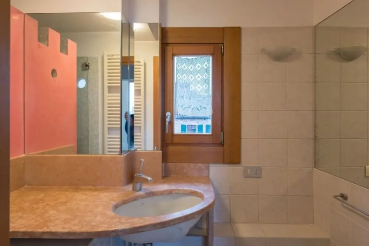 2 Bedrooms Apartment with view