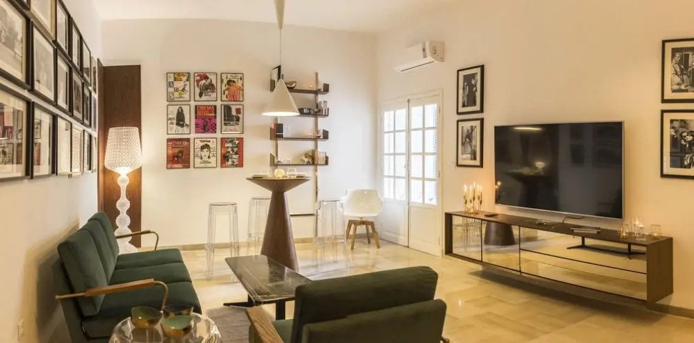 The New Wave House