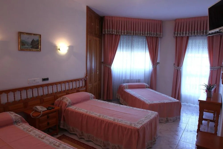 Hotel JR