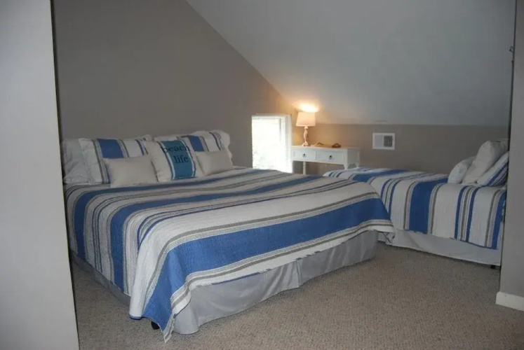 622 Queens Grant - 3 Br villa by RedAwning