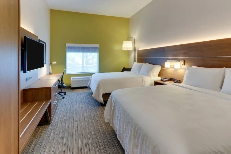 Quadruple Suite