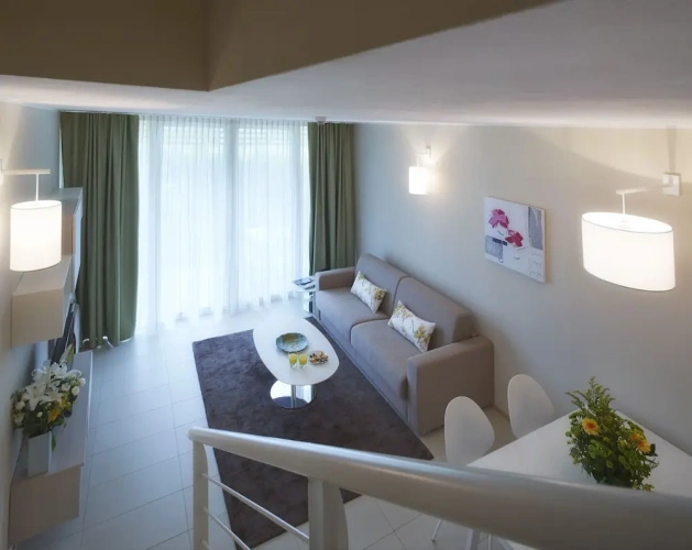 1 Bedroom Junior Suite with balcony