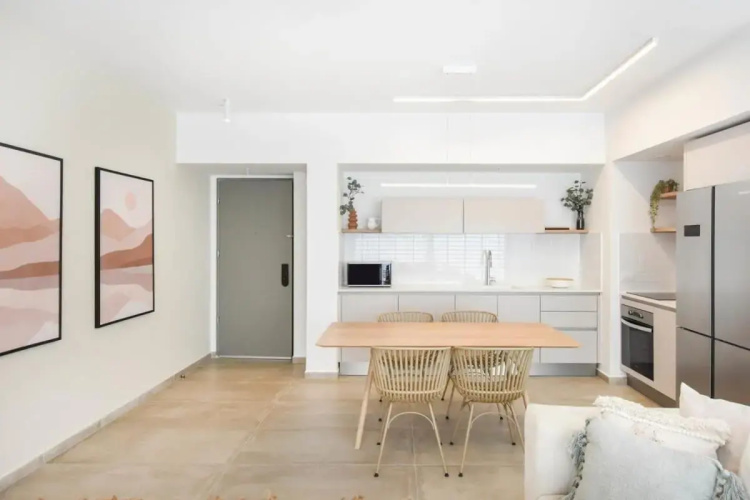 Incredible 2BR in Geula by HolyGuest