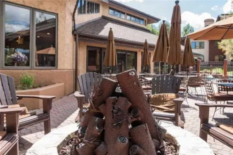 2306 Timberline Lodge, Trappeur's Crossing