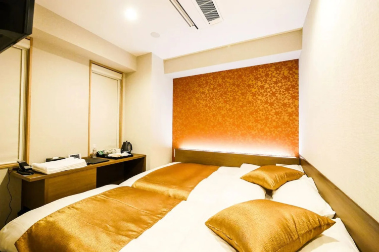 Kin Hotel