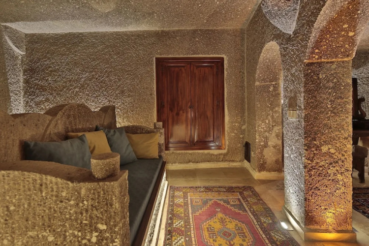 Shoestring Cave House - Hostel