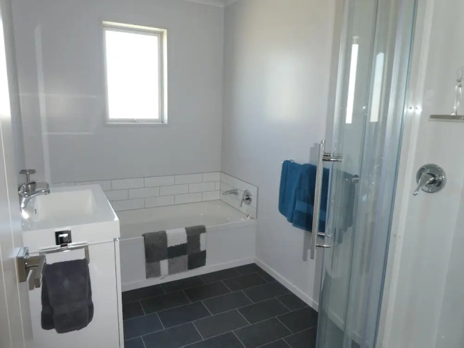 Manuka Retreat