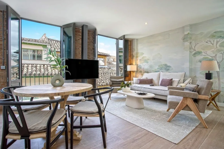 2 Bedrooms Apartment with balcony