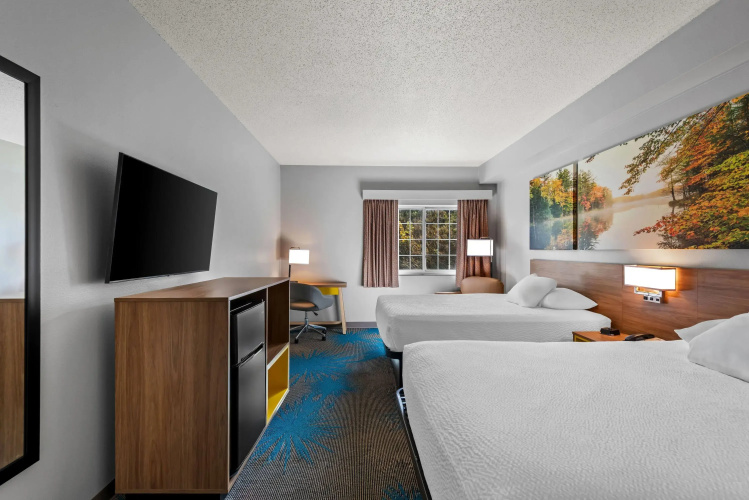 Days Inn by Wyndham Carroll