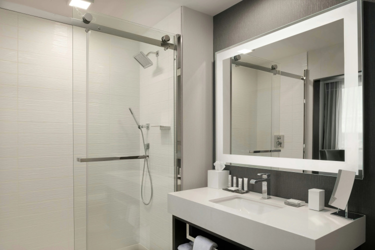 Marriott Tacoma Downtown photo 10