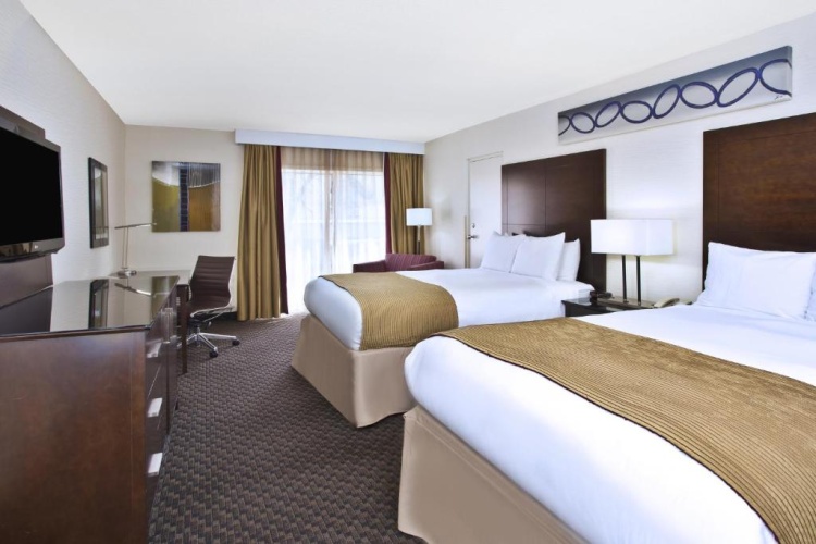 Premium Quadruple room