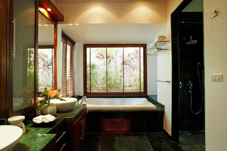 Azara Villa