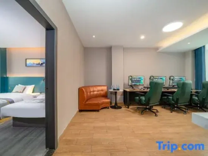 1 Bedroom Suite