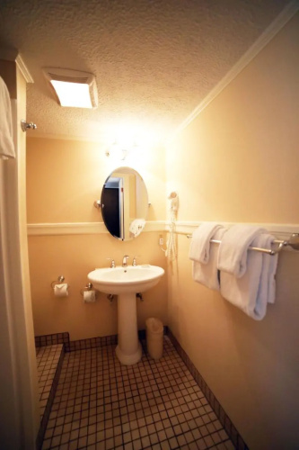 The Kennebunk Inn