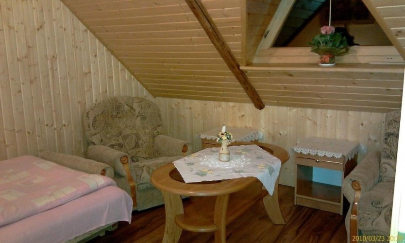 Standard Triple room
