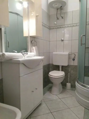 Dora Apartment