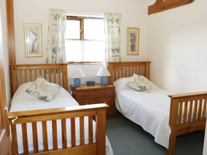 Ragleth Cottage