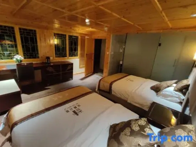 Premium Twin room