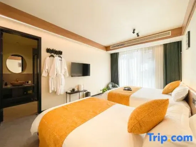 Business Twin room