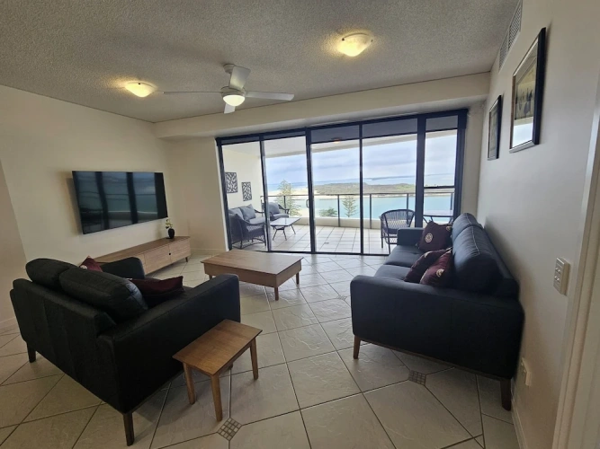 1 Bedroom Premium Apartment with balcony and with ocean view