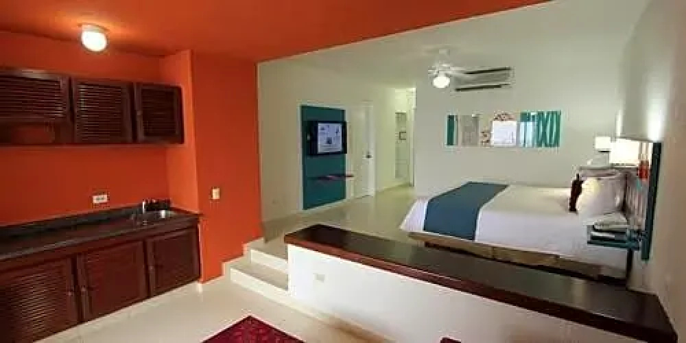 Pristine Garden Suite - Best of Cancun
