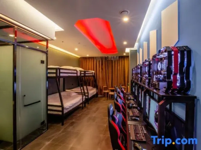 Standard Quintuple room