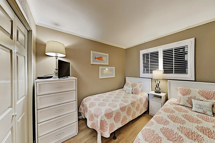 Mbre331a 2 Bedroom Condo