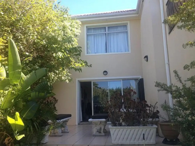 Amakhaya LodgeOver view