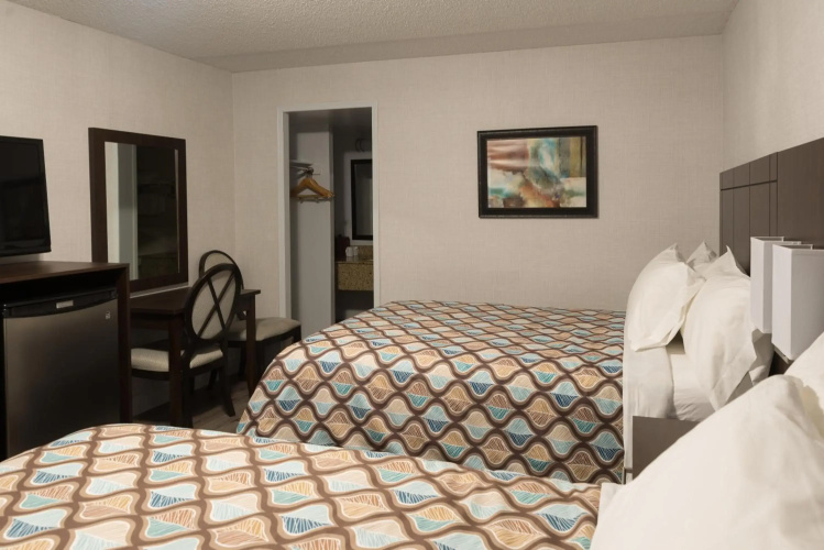Deluxe Inn