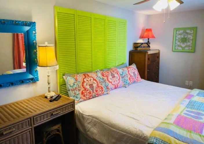 2 Bedrooms Apartment
