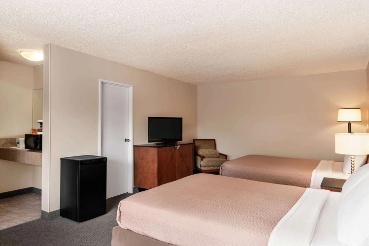 Travelodge by Wyndham Swift Current