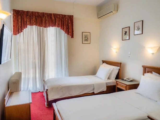 Standard Double room with city view
