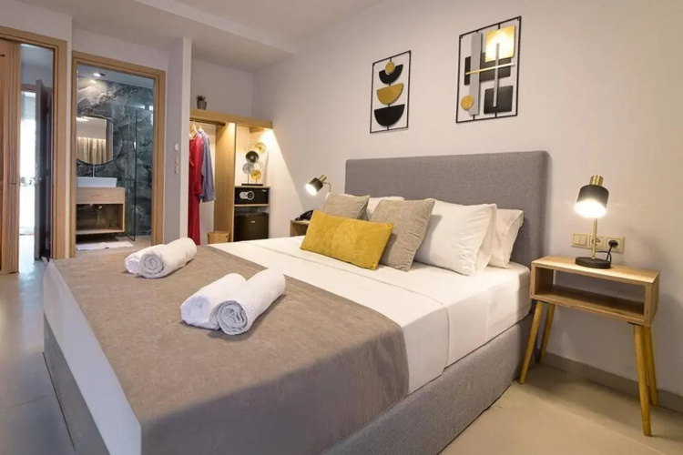 Athina Inn
