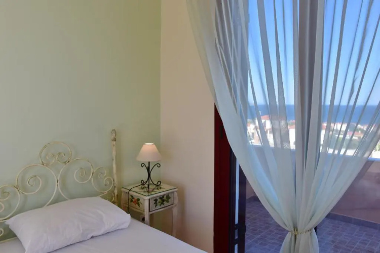 Anais Apartments