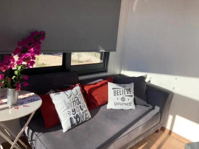 2 Bedrooms Cottage
