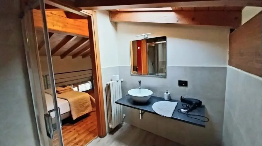 Apartment in Iseo With Pool Bliss