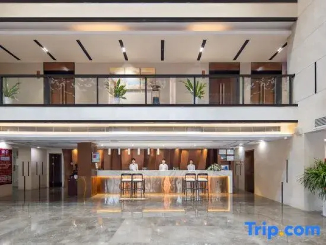 Jiayue  Grand Hotel
