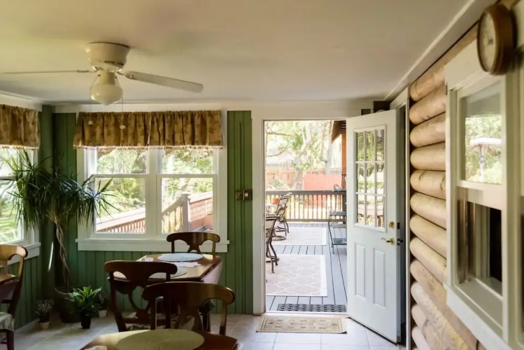 Plantation Oaks Inn