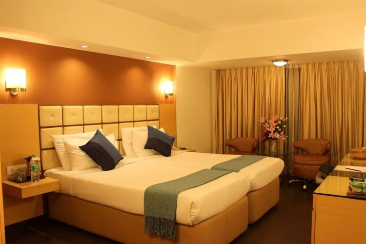 Hotel Sagar Plaza